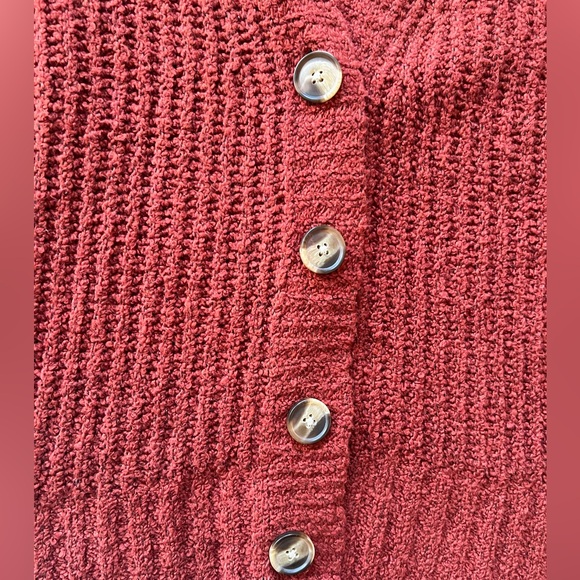 American Eagle Rust Colored Knit Sweater, Size M - Picture 2 of 8
